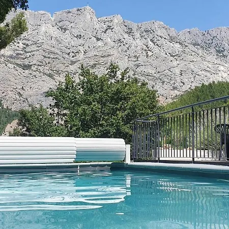 Sainte Victoire Aix En Provence *